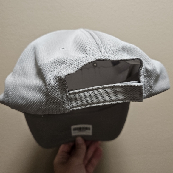 Orange Theory Fitness 2022 Marathon Grey Hat - Picture 5 of 6